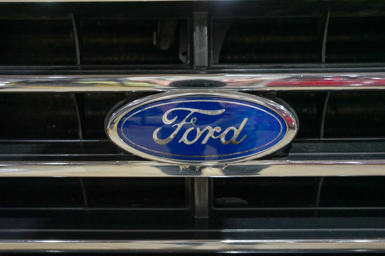 Used 1990 Ford F250 4x4 Regular Cab image 21