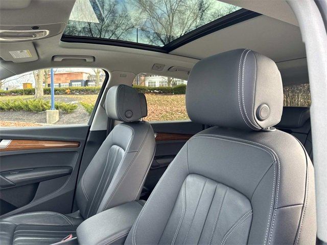 Used 2023 Audi Q5 2.0T Premium Plus image 17