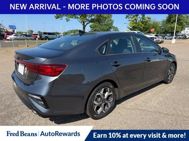 Used 2019 Kia Forte LXS FWD image 7
