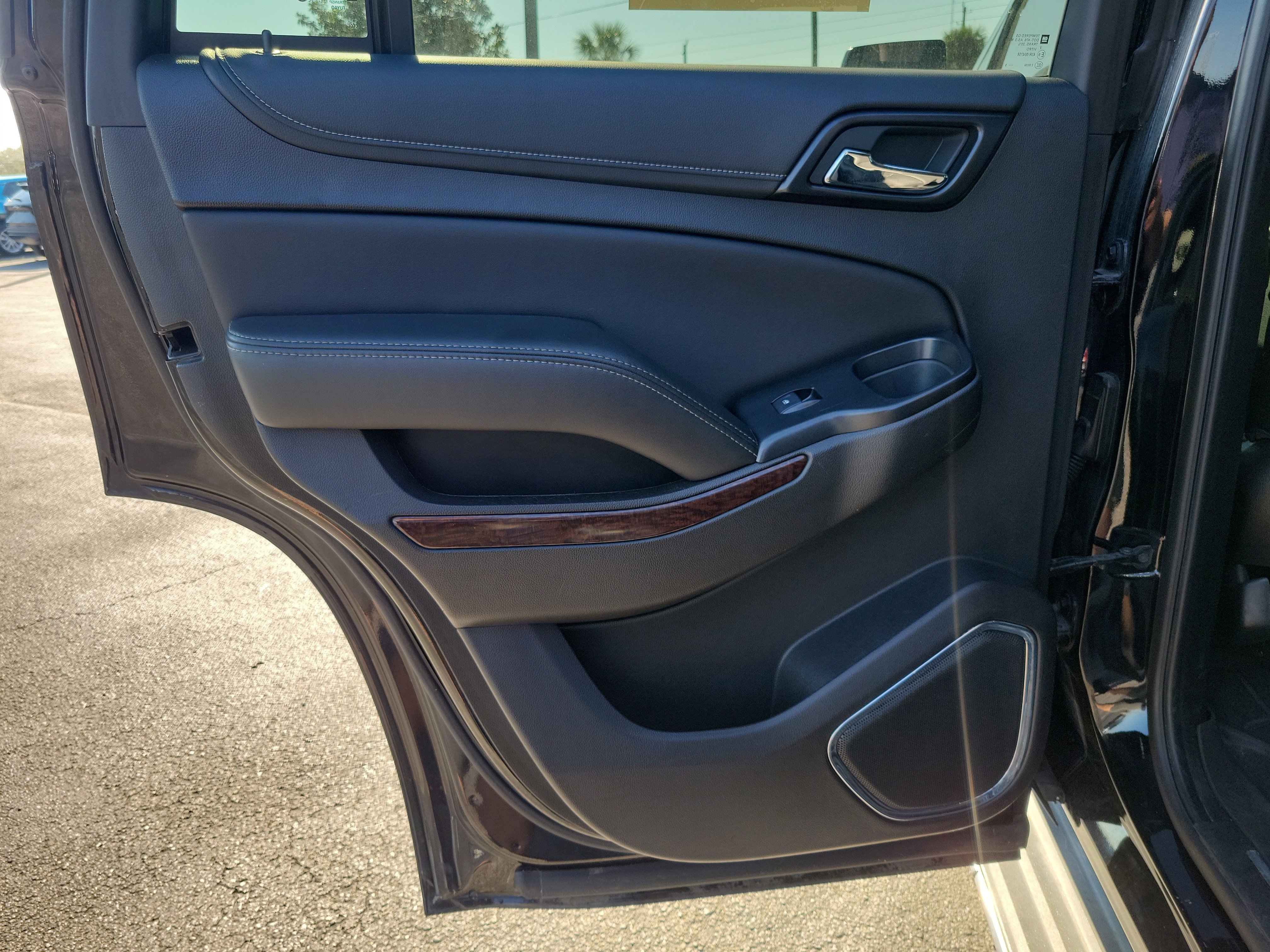 Used 2019 GMC Yukon SLT w/ Open Road Package image 13