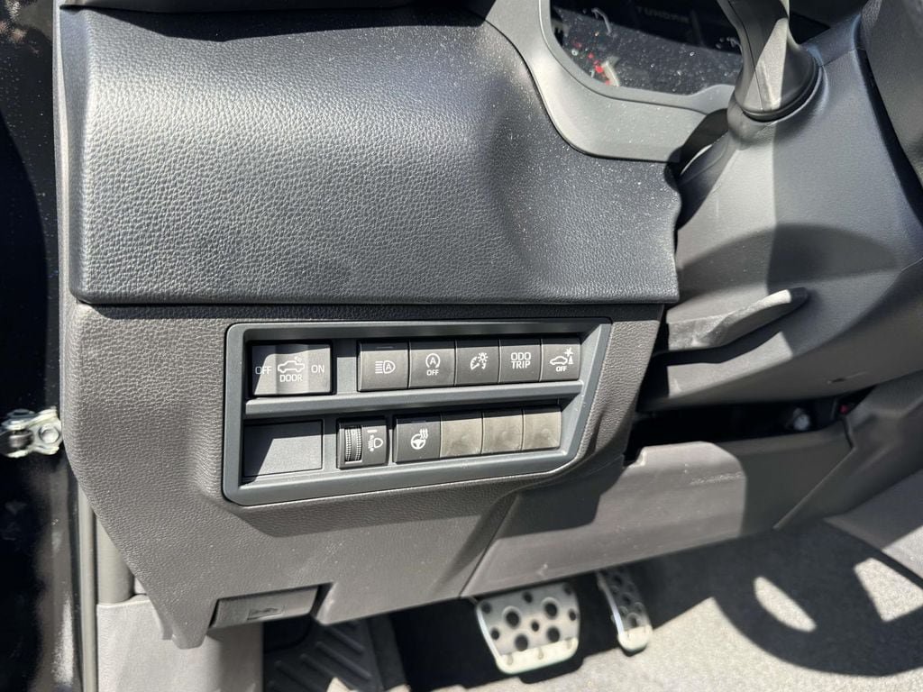 Used 2026 Toyota Tundra SR5 w/ TRD Off-Road Package AWD/4WD image 10