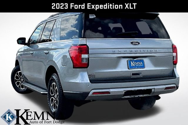 Used 2023 Ford Expedition XLT AWD/4WD image 5