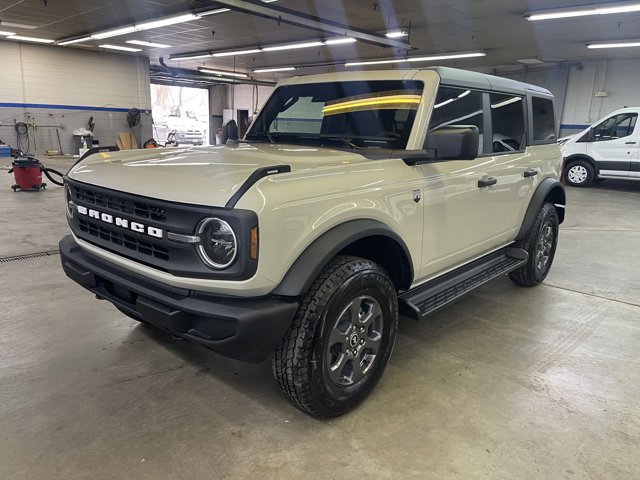 New 2026 Ford Bronco Big Bend image 3