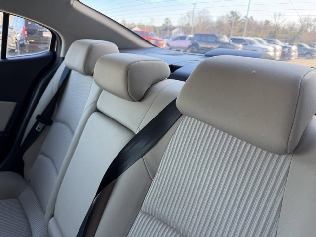 Used 2014 MAZDA MAZDA3 i Touring w/ Technology Package image 6