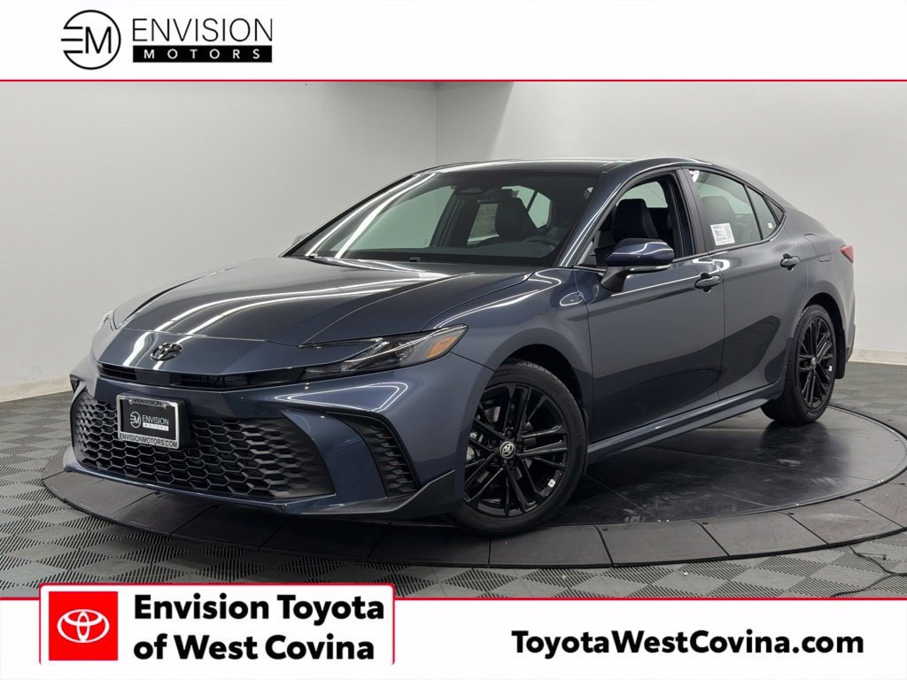New 2026 Toyota Camry SE w/ Multimedia Upgrade Package
