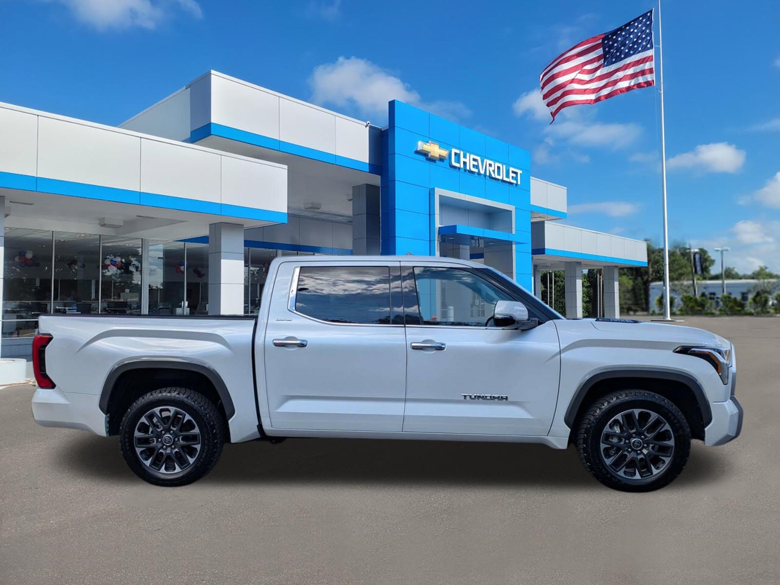 Used 2023 Toyota Tundra Limited RWD image 2