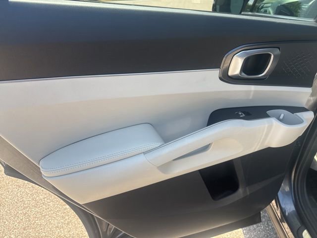 Used 2022 Kia Sorento S w/ Panoramic Sunroof Package image 20