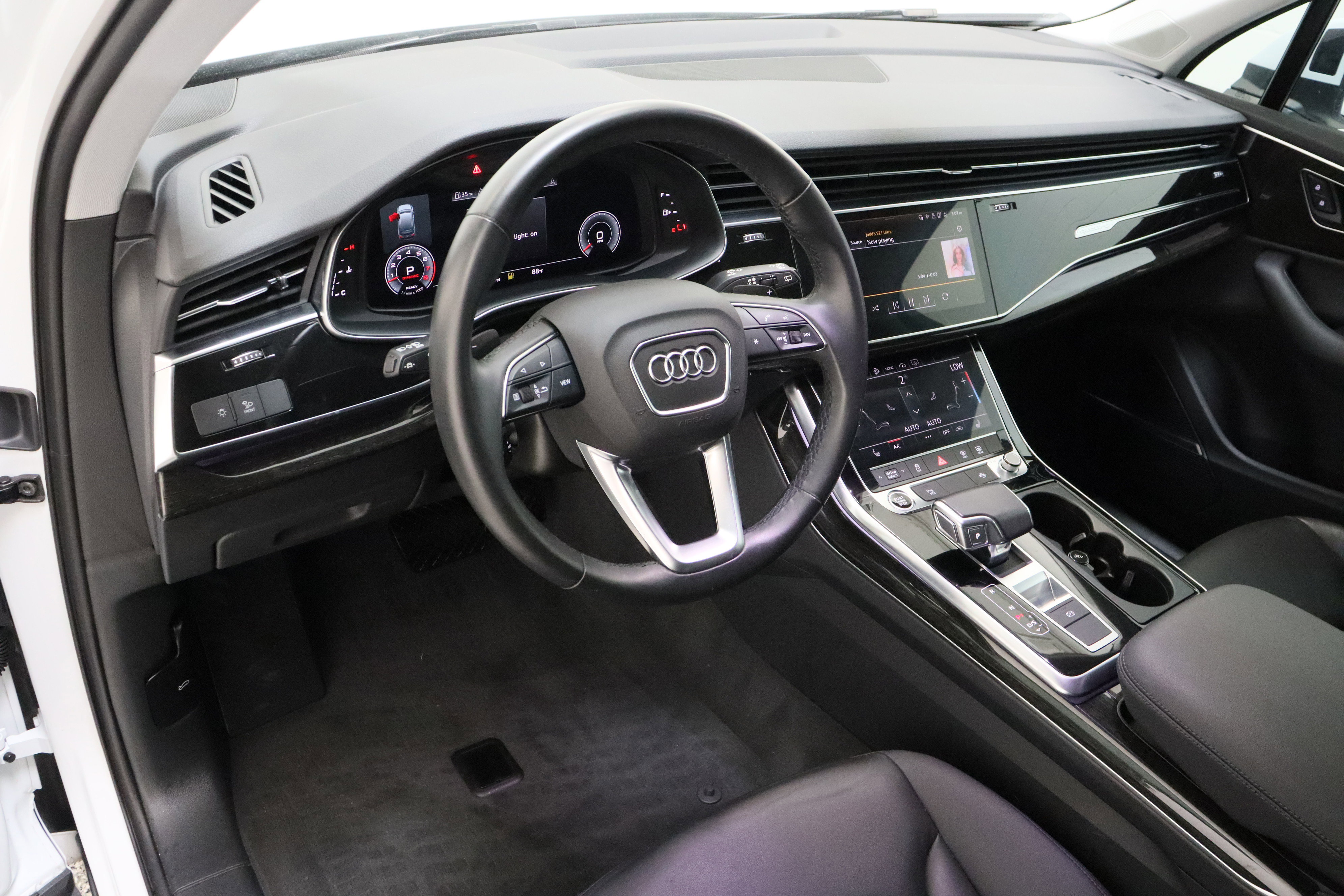 Used 2022 Audi Q7 3.0T Premium Plus image 13