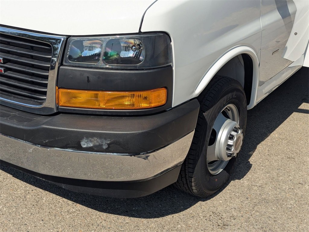 New 2025 GMC Savana 3500 Work Van w/ Power Convenience Package image 27