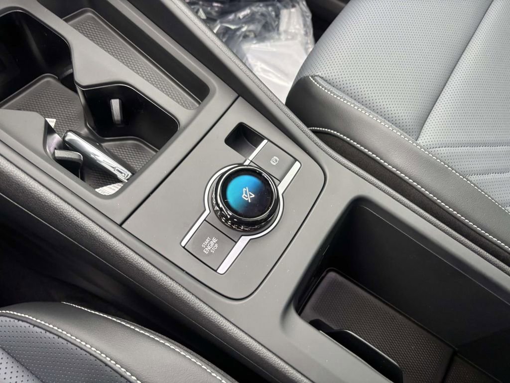 New 2026 Volkswagen Tiguan SE image 23