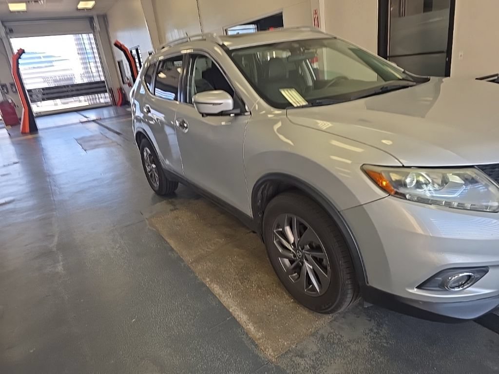 Used 2016 Nissan Rogue SL w/ SL Premium Package