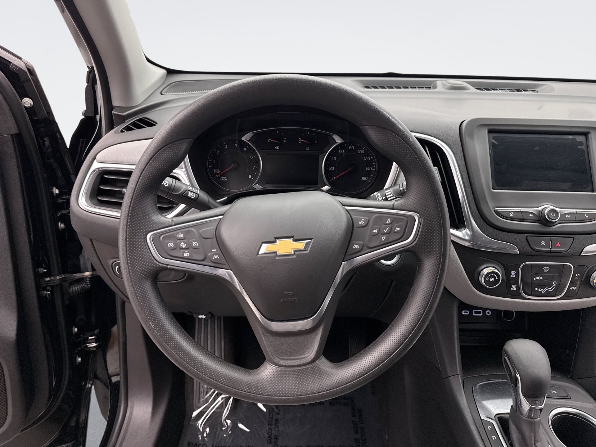Used 2024 Chevrolet Equinox LT FWD image 14