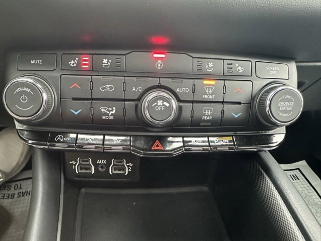 Used 2024 Dodge Durango GT image 33