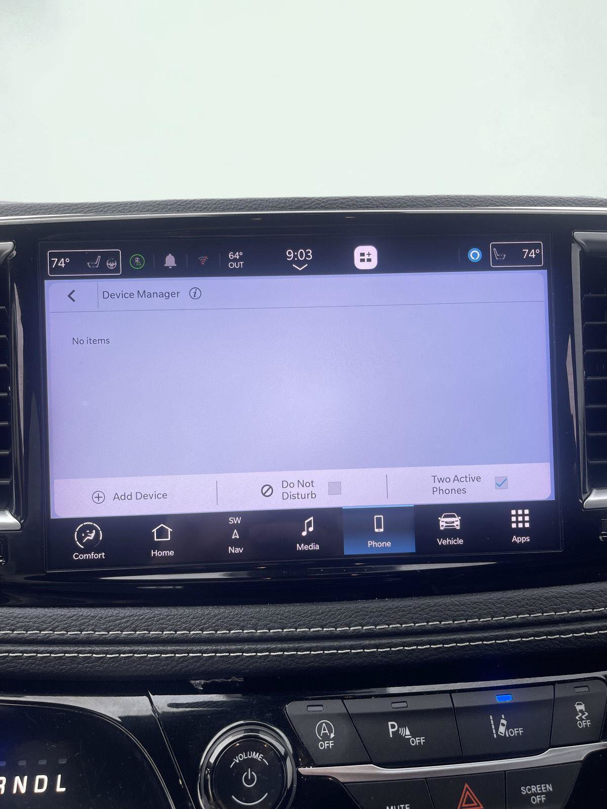 Used 2023 Chrysler Pacifica Limited w/ Uconnect Theater Family Group FWD image 13