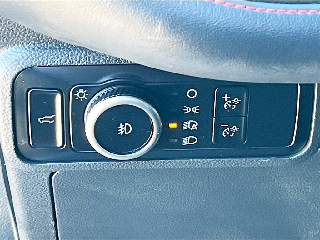 Used 2025 Ford Explorer ST-Line w/ Premium Package image 10