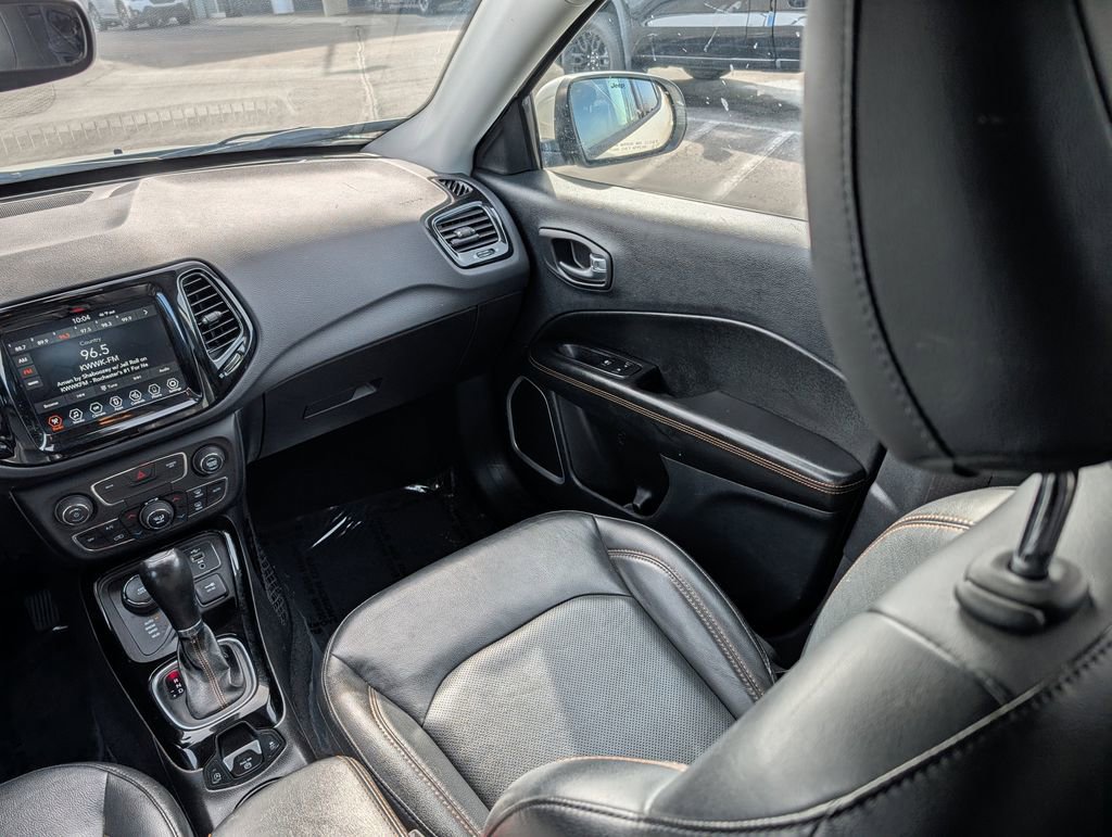 Used 2019 Jeep Compass Limited image 11