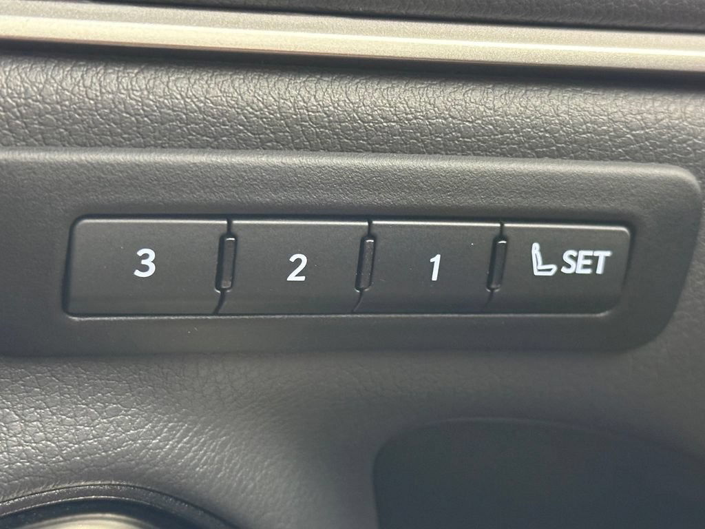 Used 2023 Lexus ES 350 F Sport w/ Accessory Package (Z1) FWD image 40