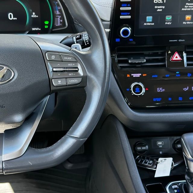 Used 2020 Hyundai Ioniq SEL FWD image 33