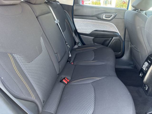 Used 2022 Jeep Compass Sport image 14