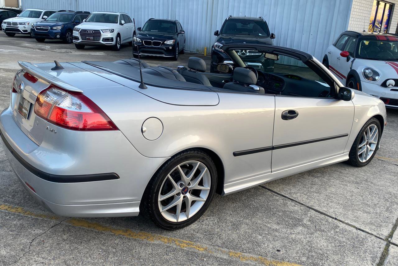 Used 2004 Saab 9-3 Aero FWD image 6