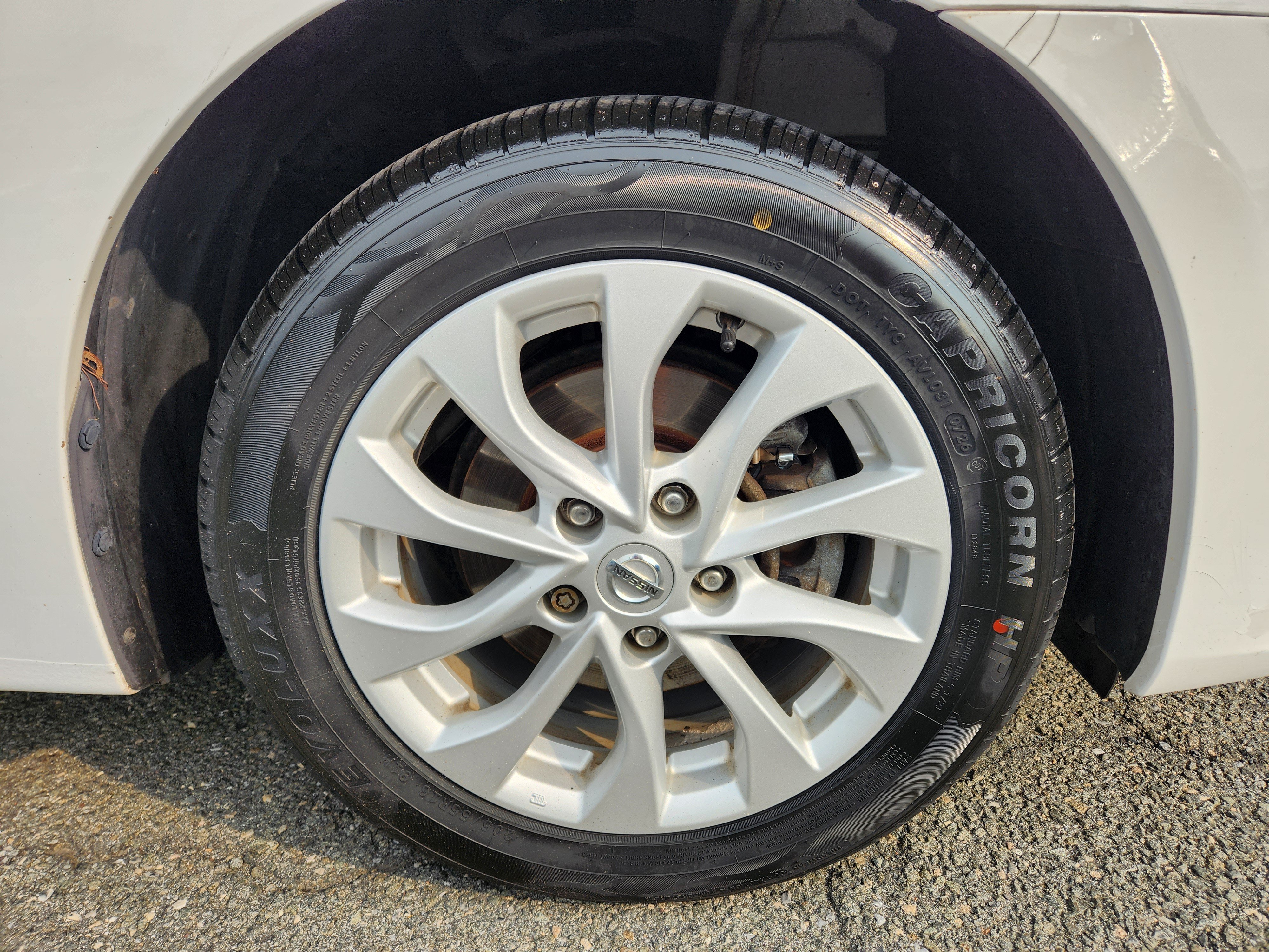 Used 2018 Nissan Sentra SV FWD image 7