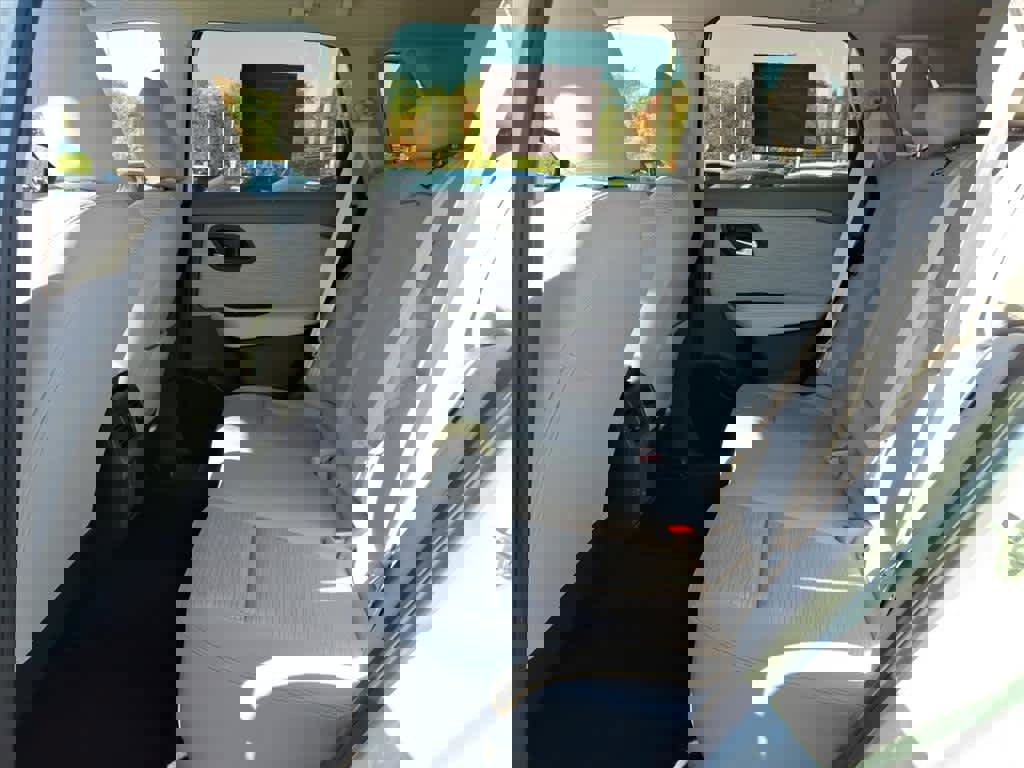 Certified 2023 Nissan Rogue SV image 13