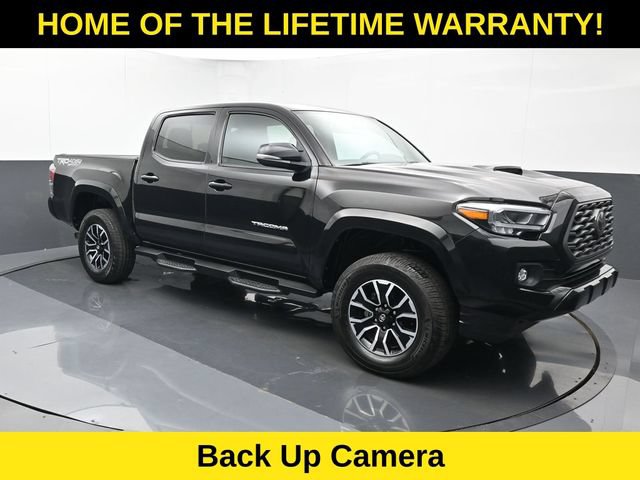 Used 2021 Toyota Tacoma TRD Sport w/ TRD Premium Sport Package AWD/4WD image 8