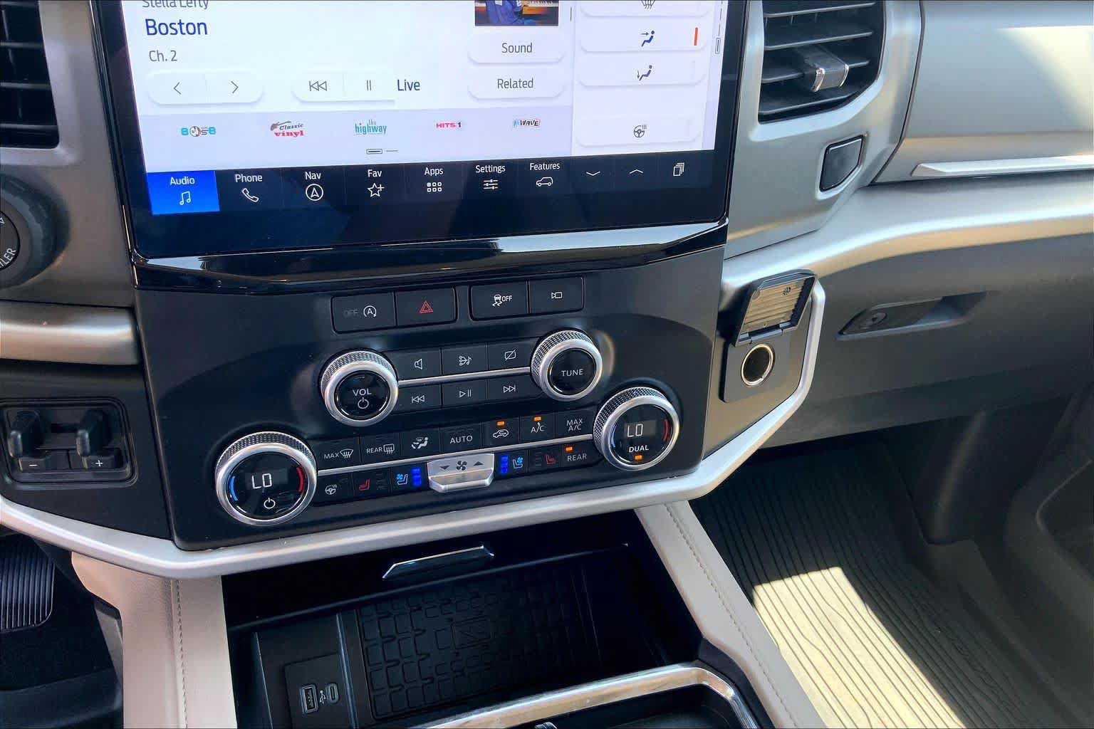 Certified 2023 Ford Expedition XLT AWD/4WD image 35