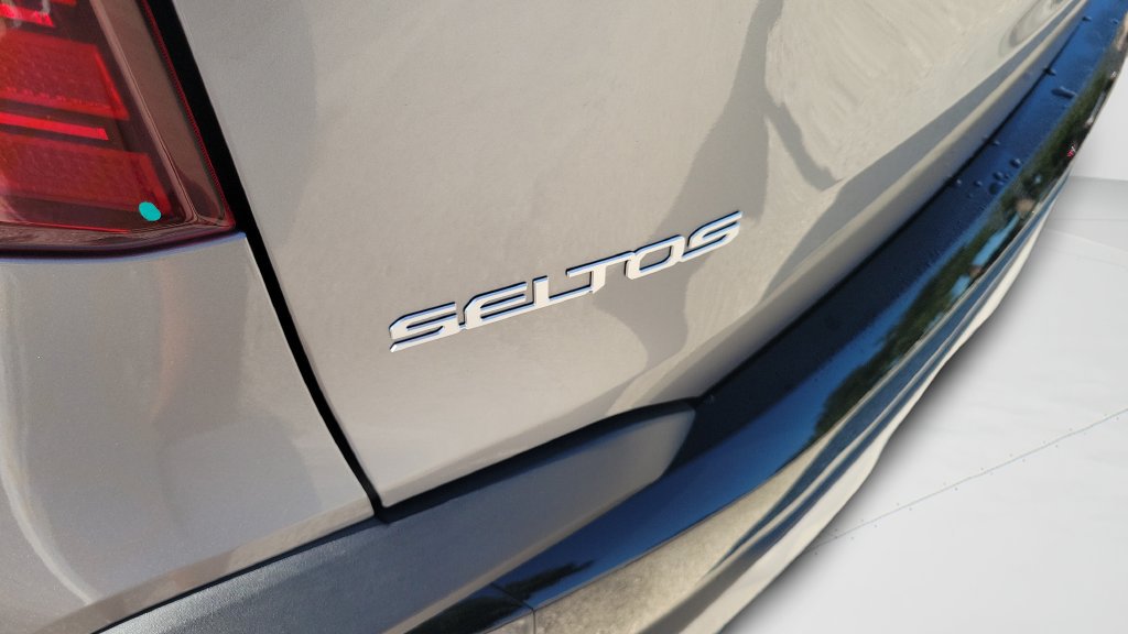 Used 2024 Kia Seltos S AWD/4WD image 7