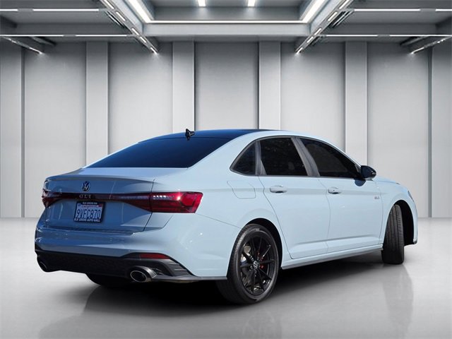 Used 2025 Volkswagen Jetta GLI Autobahn image 4