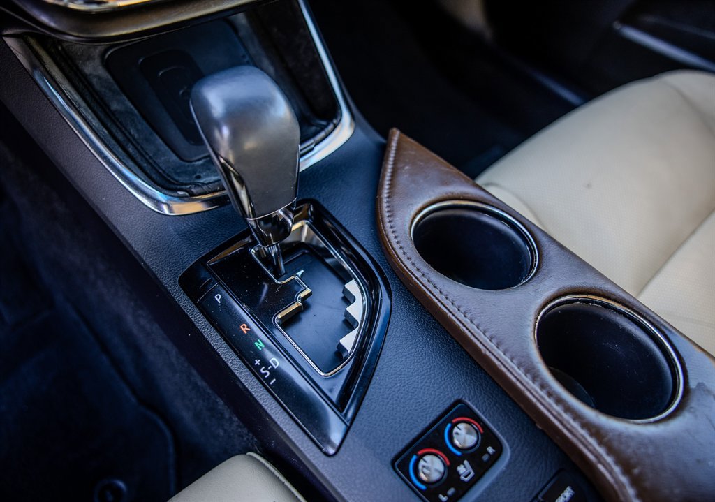 Used 2017 Toyota Avalon Limited FWD image 20