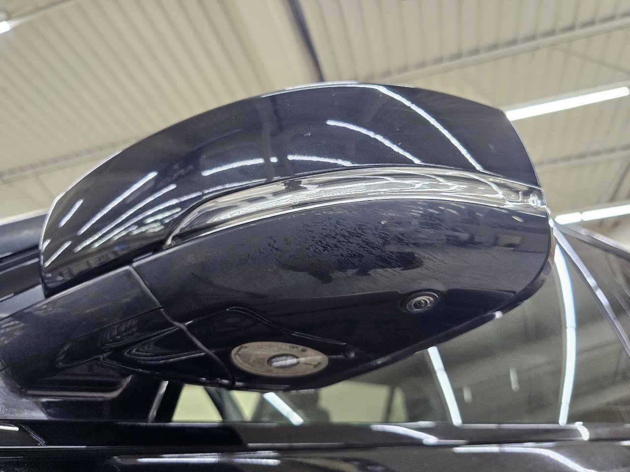 Used 2016 Land Rover Range Rover HSE image 12