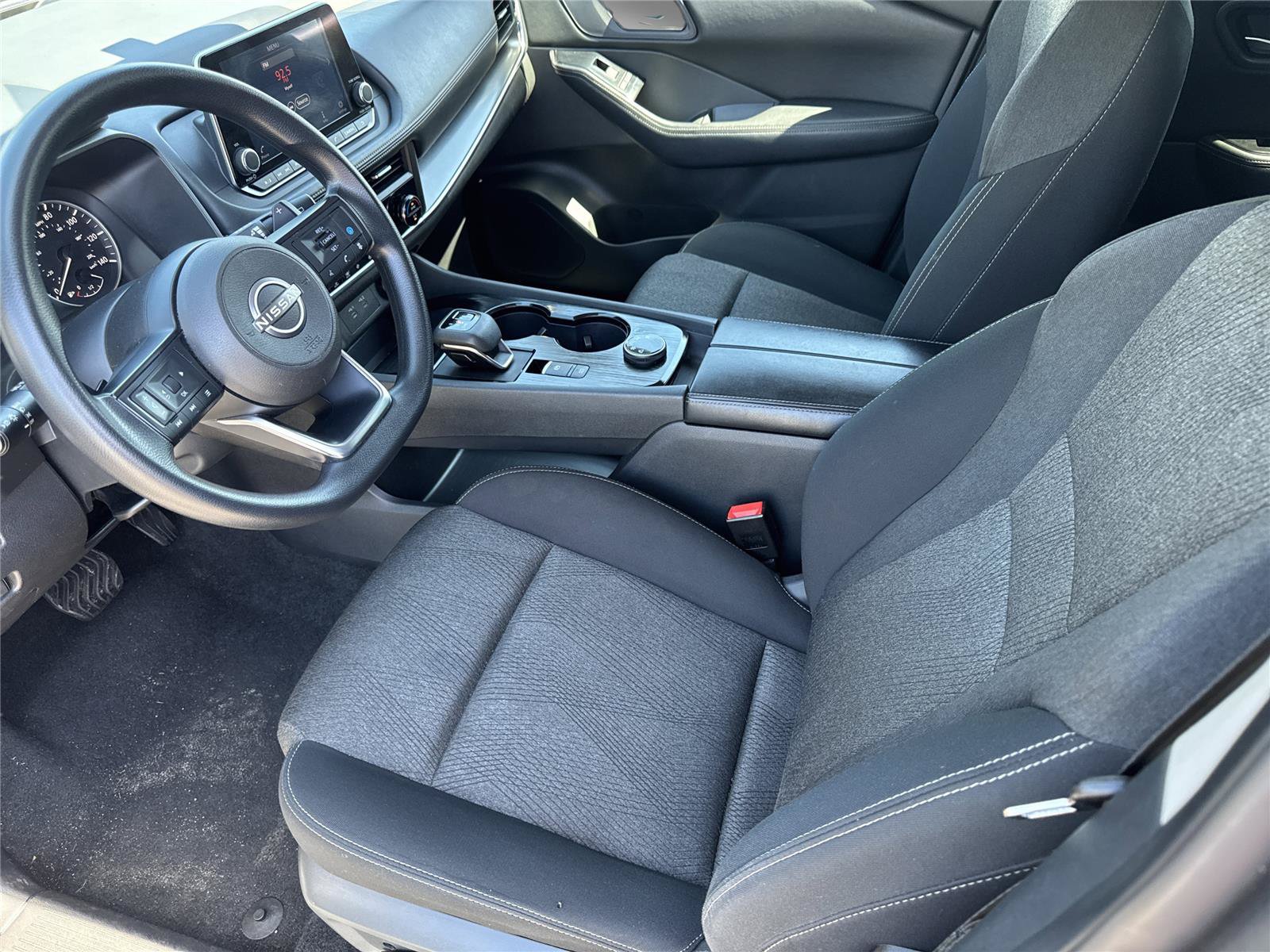 Used 2024 Nissan Rogue SV AWD/4WD image 10