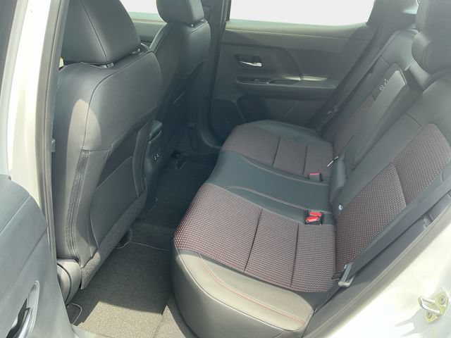 New 2026 Nissan Kicks SR w/ Cold Weather Package AWD/4WD image 15