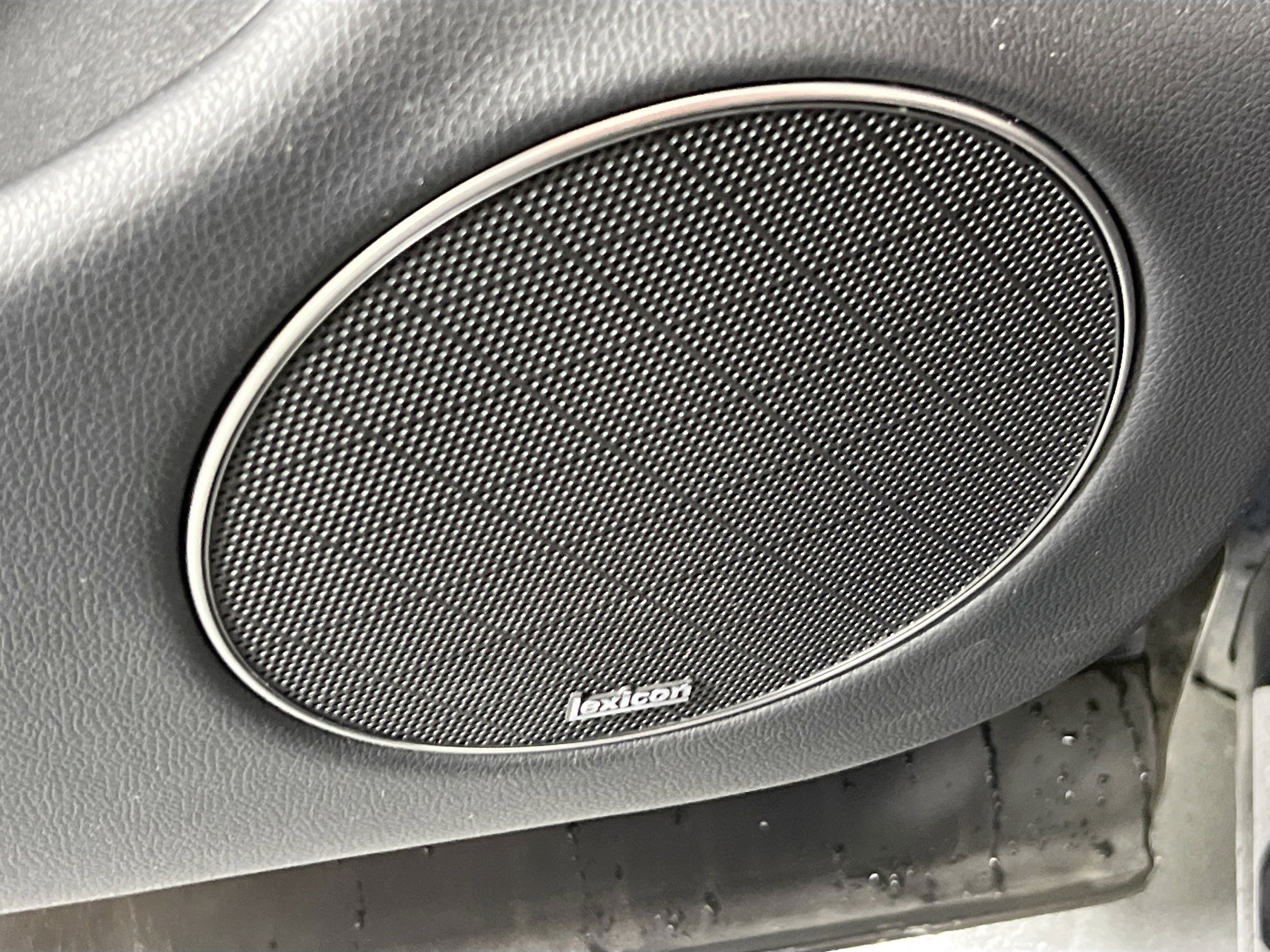 Used 2023 Genesis GV70 3.5T Sport w/ Sport Prestige Package image 19