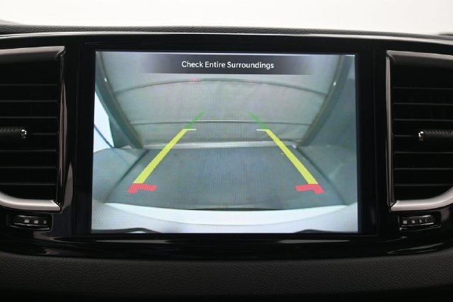 Used 2023 Chrysler Pacifica Touring-L FWD image 23