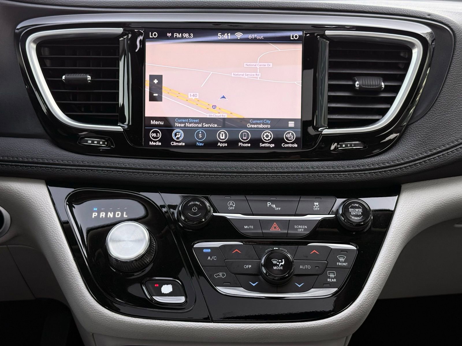 Used 2020 Chrysler Pacifica Limited FWD image 41