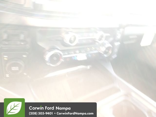 New 2026 Ford F250 Lariat w/ Chrome Package AWD/4WD image 17
