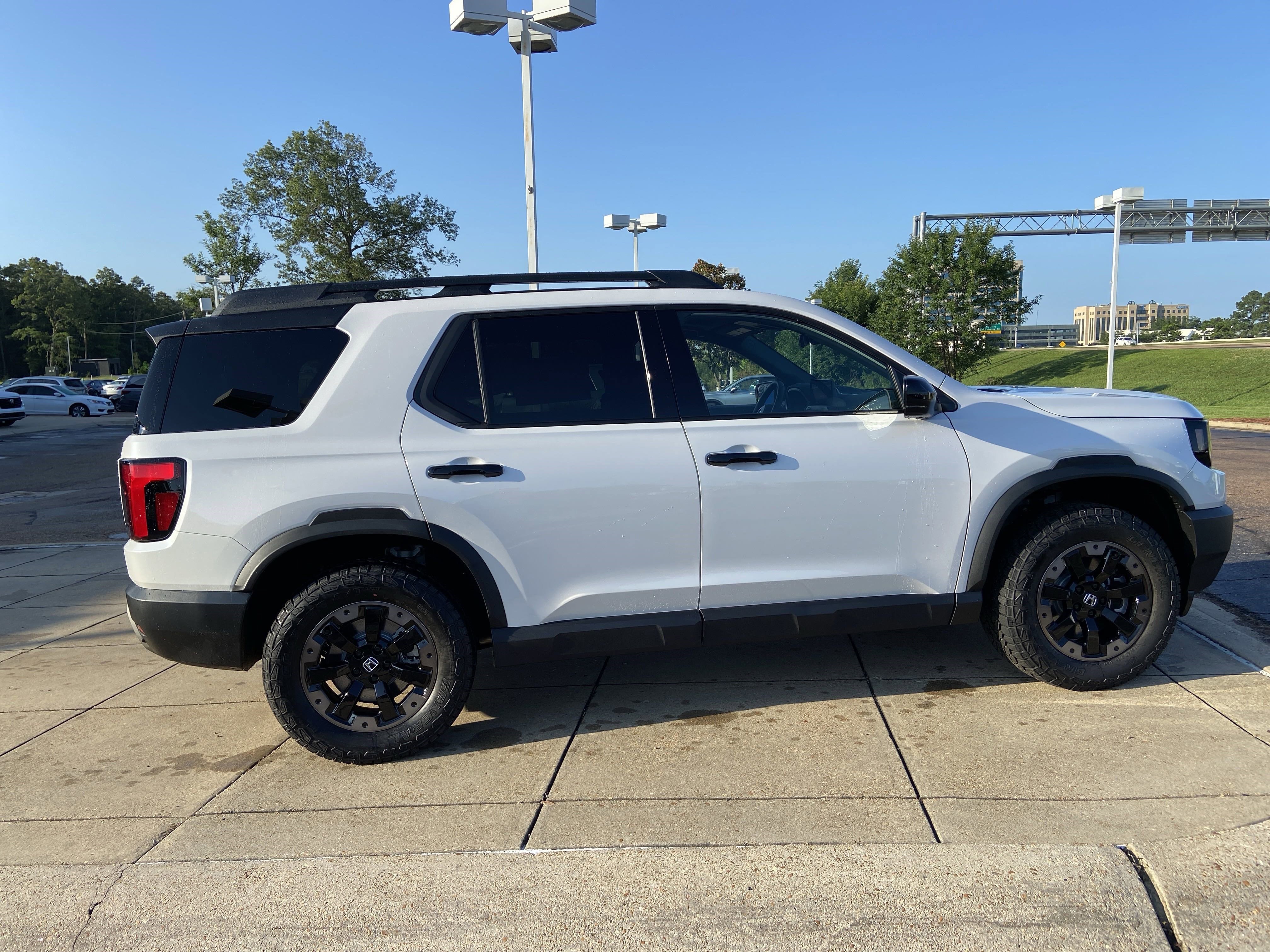 New 2026 Honda Passport TrailSport Elite image 11