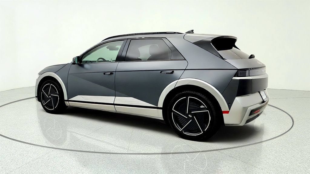 Used 2025 Hyundai Ioniq 5 Limited AWD/4WD image 7