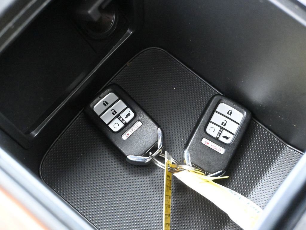 Used 2022 Honda CR-V Touring image 14
