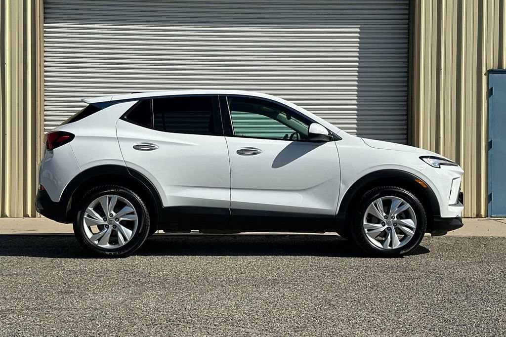 Used 2024 Buick Encore GX Preferred FWD image 7