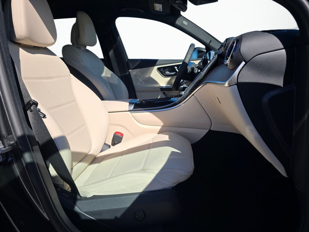 New 2027 Mercedes-Benz GLC 300 4MATIC image 23