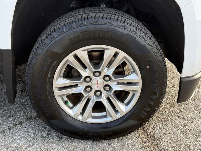 Certified 2019 GMC Canyon SLE w/ Driver Alert Package image 7