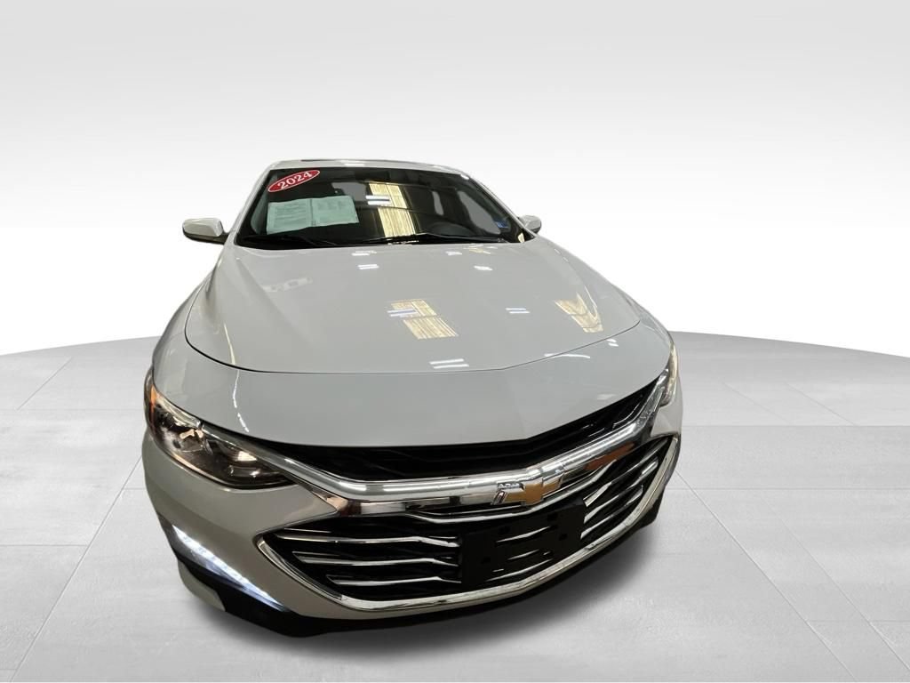 Used 2024 Chevrolet Malibu LT FWD image 17