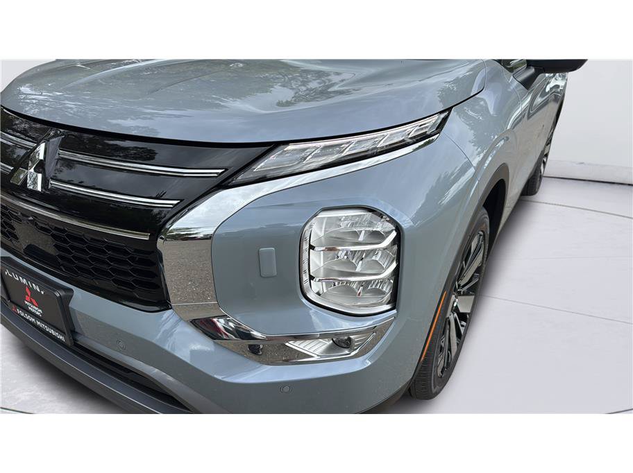 New 2026 Mitsubishi Outlander SE AWD/4WD image 38