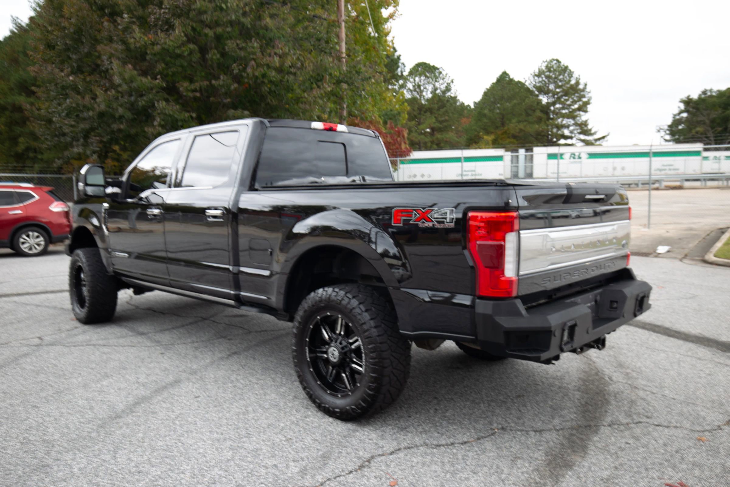 Used 2019 Ford F250 Platinum w/ Platinum Ultimate Package image 12