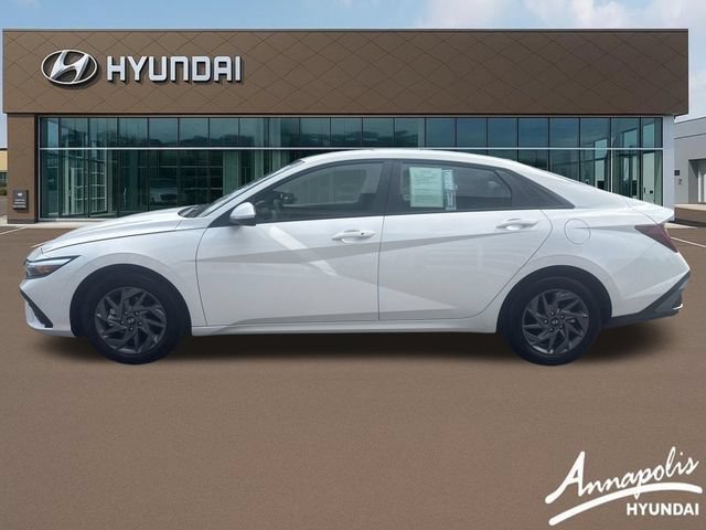 Certified 2026 Hyundai Elantra Hybrid FWD video 2