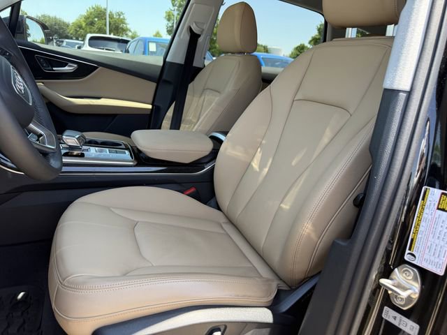 Used 2023 Audi Q7 3.0T Premium w/ Convenience Package AWD/4WD image 24