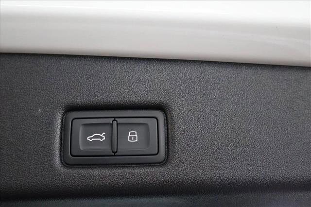 Certified 2025 Audi Q5 Premium Plus w/ Premium Plus image 7